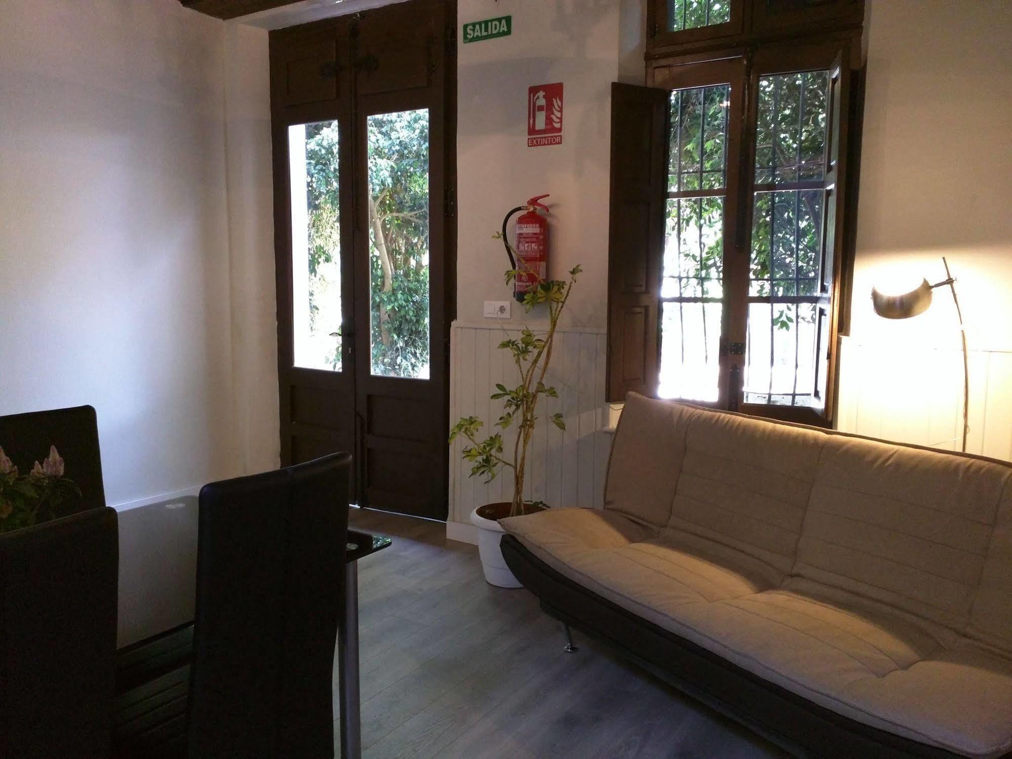 Nwt Paradise Urban Hostel Alicante Exterior foto