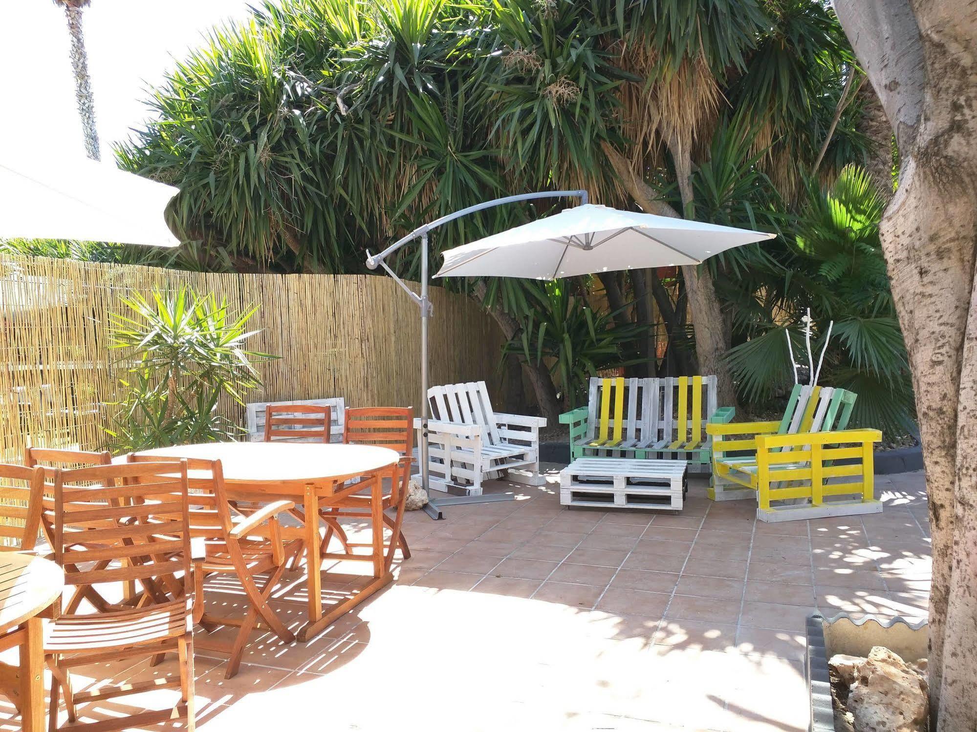Nwt Paradise Urban Hostel Alicante Exterior foto